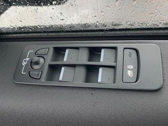 LAND ROVER DISCOVERY SPORT 2.0 D200 Mhev Dynamic Se Suv 5Dr Diesel Auto 4Wd Euro 6 (S/S) (2