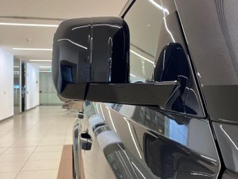 LAND ROVER DEFENDER 5.0 P525 V8 Suv 5Dr Petrol Auto 4Wd Euro 6 (S/S) (525 Ps)