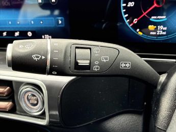 MERCEDES-BENZ EQC Eqc 400 300Kw Amg Line 80Kwh 5Dr Auto