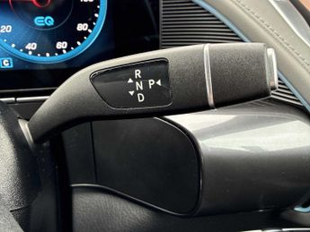 MERCEDES-BENZ EQC Eqc 400 300Kw Amg Line 80Kwh 5Dr Auto