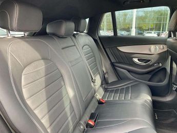 MERCEDES-BENZ EQC Eqc 400 300Kw Amg Line Premium Plus 80Kwh 5Dr Auto