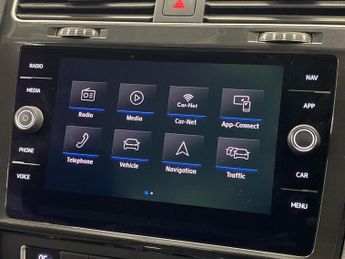 VOLKSWAGEN GOLF 35.8Kwh E-Golf Hatchback 5Dr Electric Auto (136 Ps)