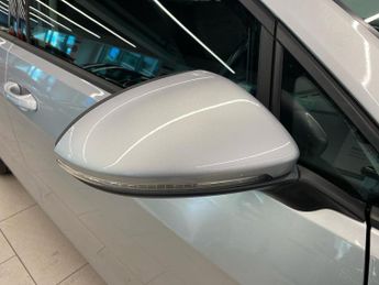 VOLKSWAGEN GOLF 35.8Kwh E-Golf Hatchback 5Dr Electric Auto (136 Ps)