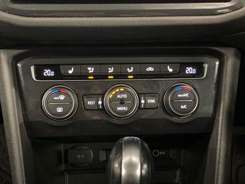 VOLKSWAGEN TIGUAN ALLSPACE 1.5 Tsi Evo Sel Suv 5Dr Petrol Dsg Euro 6 (S/S) (150 Ps)