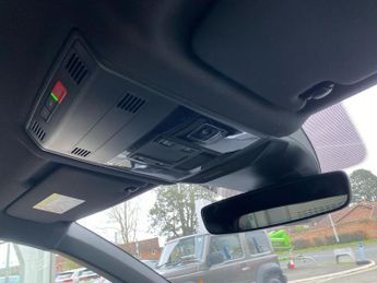 VOLKSWAGEN T-ROC 1.5 Tsi R-Line 5Dr Dsg
