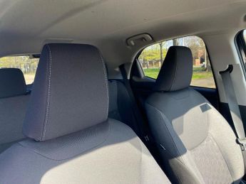 TOYOTA YARIS 1.5 Vvt-H Design Hatchback 5Dr Petrol Hybrid E-Cvt Euro 6 (S/S) 