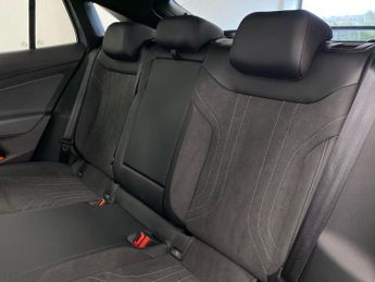 VOLKSWAGEN ID.5 Pro 77Kwh Black Edition Suv 5Dr Electric Auto (286 Ps)