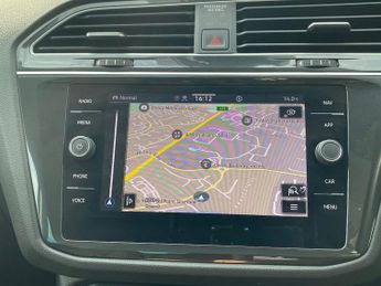 VOLKSWAGEN TIGUAN 1.5 Tsi Elegance Suv 5Dr Petrol Dsg Euro 6 (S/S) (150 Ps)