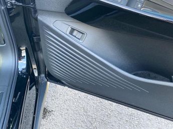 VOLKSWAGEN ID.4 210Kw Match Pro 77Kwh 5Dr Auto