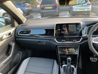VOLKSWAGEN T-ROC 1.5 Tsi R-Line 2Dr Dsg