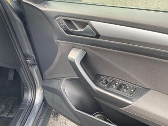 VOLKSWAGEN T-ROC 1.5 Tsi Match Suv 5Dr Petrol Dsg Euro 6 (S/S) (150 Ps)