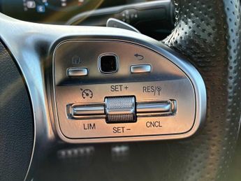 MERCEDES-BENZ A CLASS A180 Amg Line Premium Edition 5Dr Auto