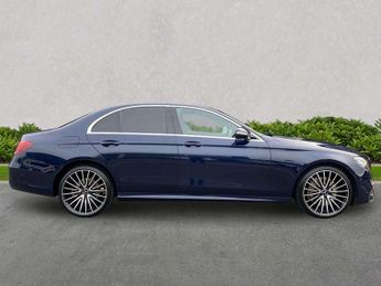 MERCEDES-BENZ E CLASS E350D Amg Line Edition 4Dr 9G-Tronic