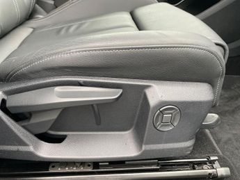 AUDI Q4 40 S Line Suv 5Dr Electric Auto 63Kwh (204 Ps)