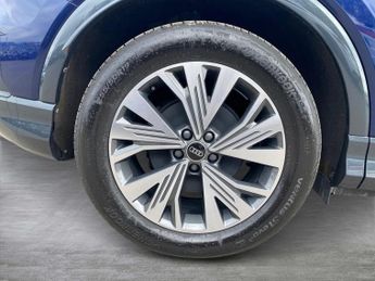 AUDI Q4 45 Sport Sportback 5Dr Electric Auto Quattro 82Kwh (286 Ps)