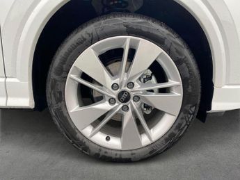 AUDI Q2 35 Tfsi S Line 5Dr S Tronic