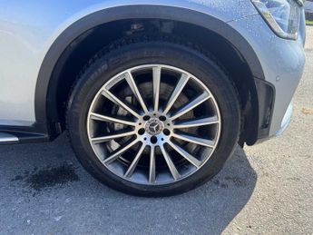 MERCEDES-BENZ GLC COUPE Glc 220D 4Matic Amg Line Premium 5Dr 9G-Tronic