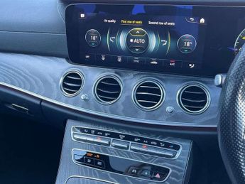 MERCEDES-BENZ E CLASS E220D Amg Line Night Edition Prem+ 4Dr 9G-Tronic