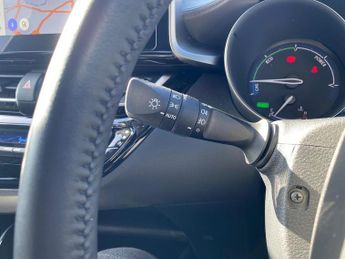 TOYOTA C-HR 1.8 Hybrid Excel 5Dr Cvt