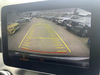 MERCEDES-BENZ GLA Gla 250 4Matic Amg Line 5Dr Auto