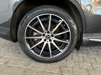 MERCEDES-BENZ EQC Eqc 400 300Kw Amg Line Edition 80Kwh 5Dr Auto