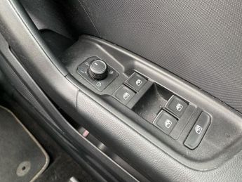 AUDI A1 35 Tfsi S Line 5Dr S Tronic