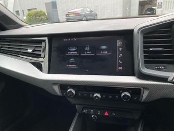 AUDI A1 35 Tfsi S Line 5Dr S Tronic