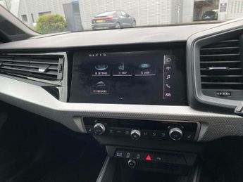 AUDI A1 35 Tfsi S Line 5Dr S Tronic