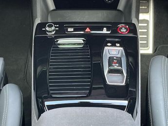 AUDI Q6 100Kwh S Edition 1 Sportback 5Dr Electric Auto Quattro (490 Ps)