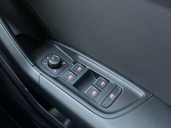 AUDI A1 30 Tfsi S Line 5Dr S Tronic