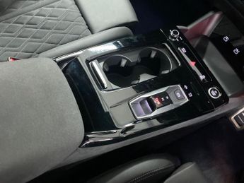 AUDI Q6 100Kwh Edition 1 Suv 5Dr Electric Auto Quattro (388 Ps)