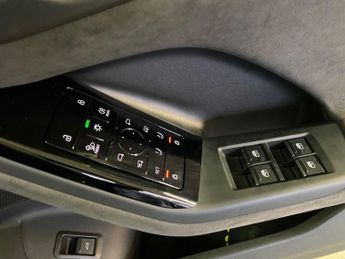 AUDI Q6 100Kwh Edition 1 Suv 5Dr Electric Auto Quattro (388 Ps)