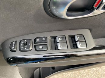 KIA SOUL 1.6 Crdi 2 Suv 5Dr Diesel Dct Euro 6 (134 Bhp)