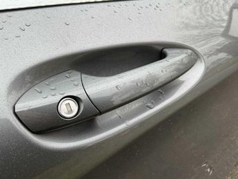 MERCEDES-BENZ GLA Gla 200 Sport 5Dr Auto