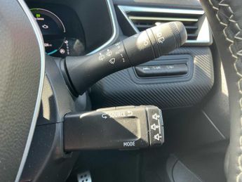 RENAULT CLIO 1.6 E-Tech Full Hybrid 145 Engineered 5Dr Auto