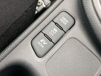TOYOTA YARIS 1.5 Vvt-H Gr Sport Hatchback 5Dr Petrol Hybrid E-Cvt Euro 6 (S/S