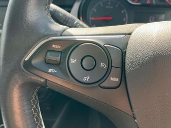 VAUXHALL CROSSLAND 1.2 Turbo Design Suv 5Dr Petrol Auto Euro 6 (S/S) (130 Ps)