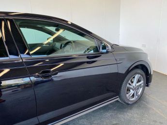 VOLKSWAGEN POLO 1.0 Tsi R-Line Hatchback 5Dr Petrol Dsg Euro 6 (S/S) (115 Ps)