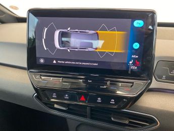 VOLKSWAGEN ID.3 Pro Performance 58Kwh Life Hatchback 5Dr Electric Auto (204 Ps)