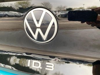 VOLKSWAGEN ID.3 Pro Performance 58Kwh Life Hatchback 5Dr Electric Auto (204 Ps)