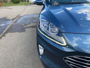 FORD KUGA 2.0 Ecoblue Titanium Edition Suv 5Dr Diesel Auto Awd Euro 6 (S/S