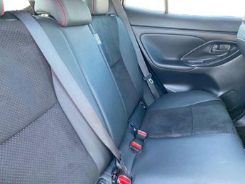 TOYOTA YARIS CROSS 1.5 Vvt-H Gr Sport Suv 5Dr Petrol Hybrid E-Cvt Euro 6 (S/S) (130