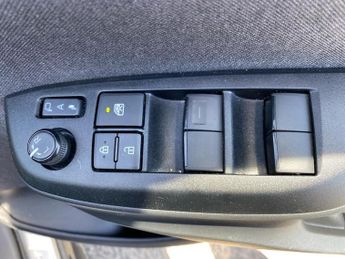 TOYOTA YARIS CROSS 1.5 Vvt-H Gr Sport Suv 5Dr Petrol Hybrid E-Cvt Euro 6 (S/S) (130