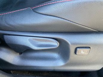 TOYOTA YARIS CROSS 1.5 Vvt-H Gr Sport Suv 5Dr Petrol Hybrid E-Cvt Euro 6 (S/S) (130