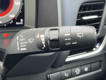 NISSAN QASHQAI 1.3 Dig-T Mh 158 Tekna 5Dr Xtronic