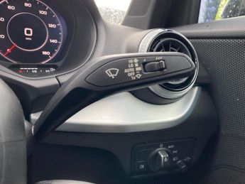 AUDI Q2 35 Tfsi Black Edition 5Dr S Tronic