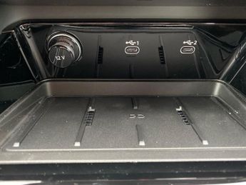 AUDI Q5 2.0 Tdi Quattro S Line 5Dr S Tronic