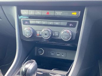 SEAT CUPRA ATECA 2.0 Tsi Suv 5Dr Petrol Dsg 4Drive Euro 6 (S/S) (300 Ps)