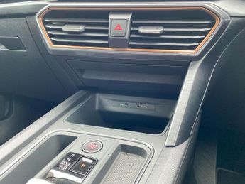 CUPRA FORMENTOR 1.5 Tsi 150 V2 5Dr Dsg