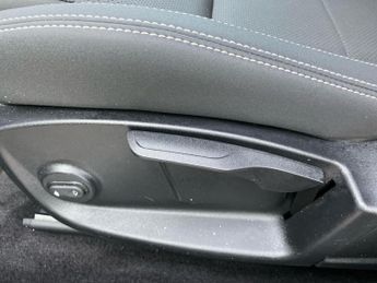 JAGUAR I-PACE 400 90Kwh S Suv 5Dr Electric Auto 4Wd (400 Ps)